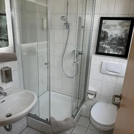 Zimmer8 Bei Goecke Hotel